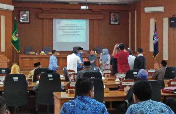 Penyerahan rekomendasi DPRD Payakumbuh terhadap LKPJ Wako tahun 2021.
