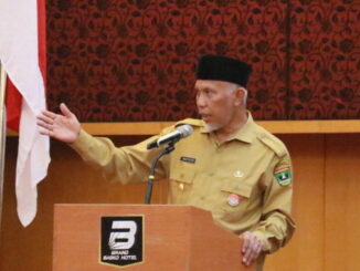 Gubernur Mahyeldi saat menjadi Keynote Speaker dalam Forum Investasi Sumatera Barat Tahun 2022.
