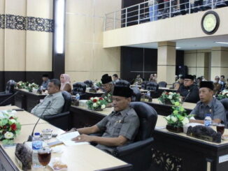 Sidang paripurna DPRD Kota Solok.