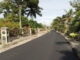 Salah satu jalan yang telah diaspal.