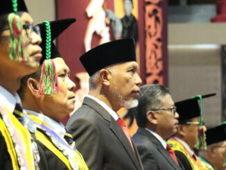 Gubernur Mahyeldi saat menghadiri Wisuda ke 127 periode Juli 2022 Universitas Negeri Padang.