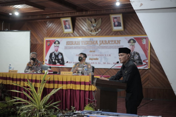 Rusdi Saleh saat memberi sambutan.
