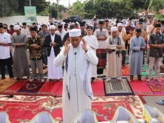 Sholat Idul Adha di Padang Tangah Payobadar.