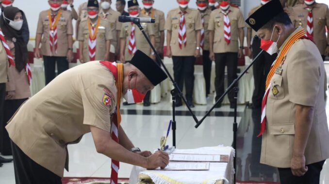 Pelantikan Gubenur Sumbar Sebagai Pembina Pramuka