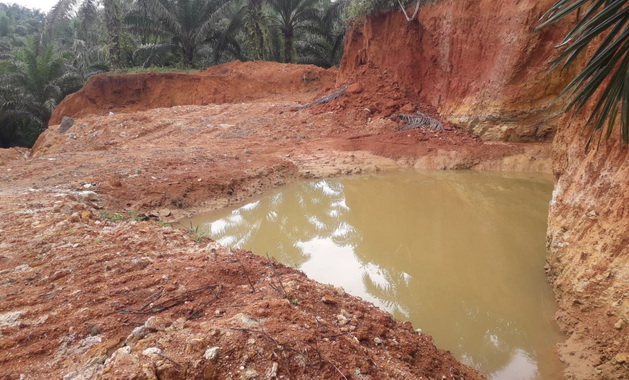 Bekas lobang galian C di areal PT. USM.