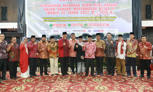 Foto bersama usai pembukaan Mubes KKA.