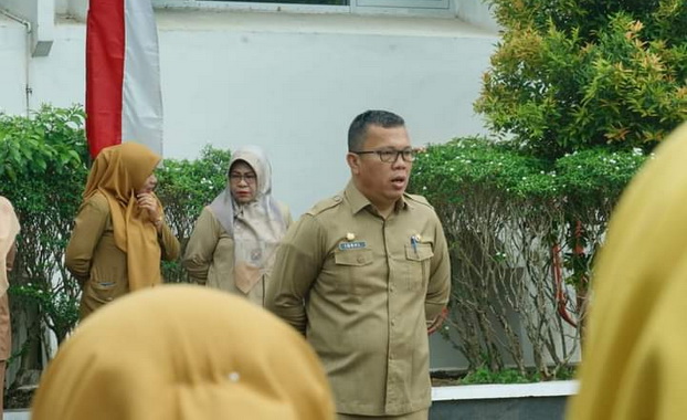 Iqbal Ramadi Payana saat memberi pengarahan.