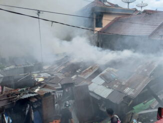 Kebakaran di Tarok Dipo Bukittinggi.