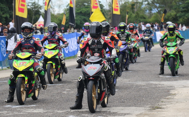 Kejuaraan Nasional Motoprix Region A Putaran 2 Sumbar tahun 2022 di Sirkuit Kandih,