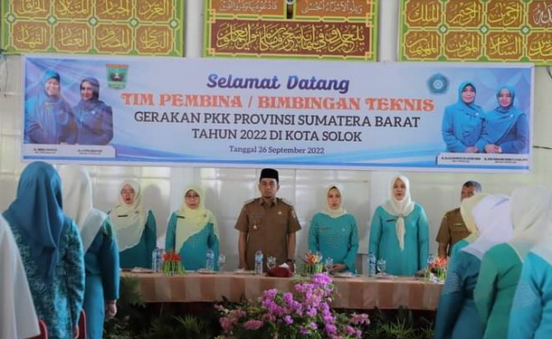 Wawako Ramadhani saat bimtek TP PKK.