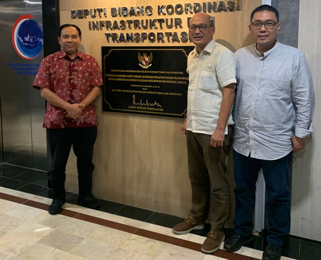 Buchari Bachter saat mengunjungi Kemenko Maritim dan Investasi.