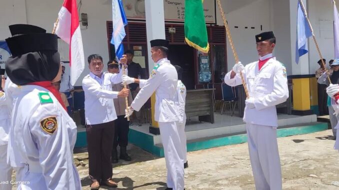 Camat Bontomatene Terima dan Lepas Rombongan Kirab Pelajar 2022
