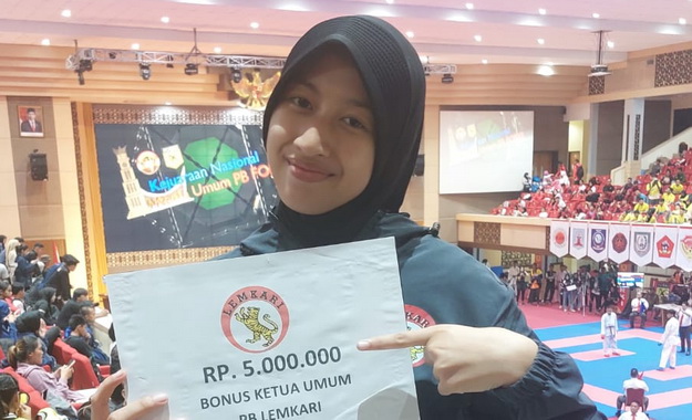 Nafahatin Fadilah Arafat.
