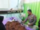 Kapolres Sawahlunto saat mengunjungi korban kecelakaan ambang di RSUD Kota Sawahlunto