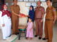 Mewakili Wako, Kadis Ketahanan Pangan serahkan bantuan sosial kepada keluarga yang anaknya stunting