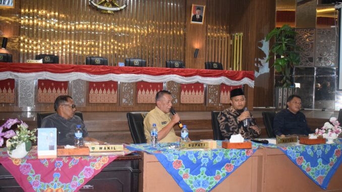 DPRD Pessel Gelar RDP Dengan Wali Nagari Se-Kabupaten Pessel Terkait Siltap Dan Tunjangan Wali Nagari