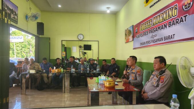 Kapolres Pasbar Kumpulkan Wartawan di Sarapan Pagi