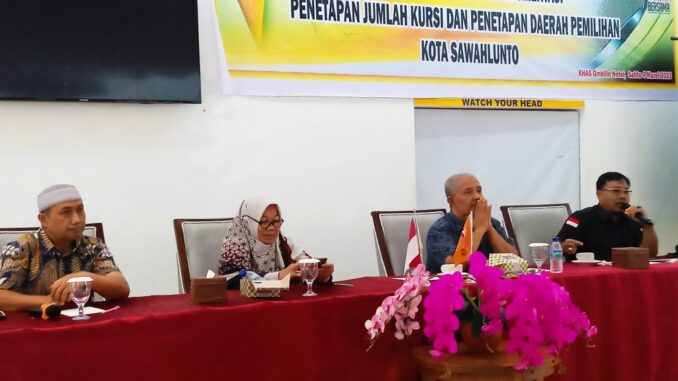 Bawaslu Kota Sawahlunto Gelar Diskusi Publikasi dan Dokumentasi Penetapan Jumlah Kursi dan Dapil Kota Sawahlunto