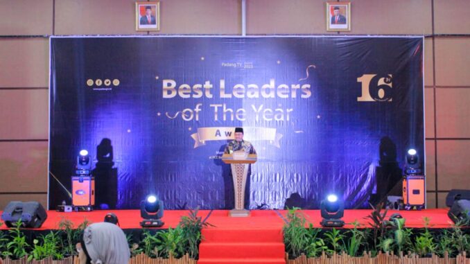 Bupati H. Benny Utama Best Leader Of The Year