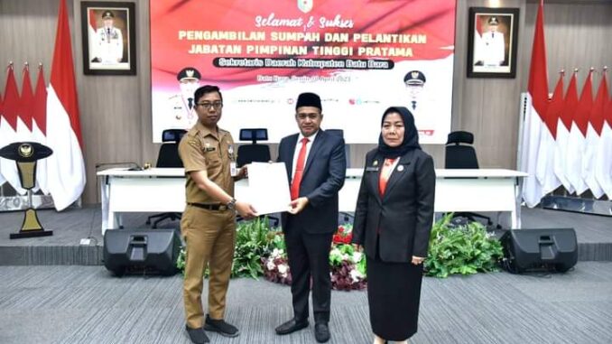 Pelantikan Norma Deli Siregar, S.E., M.M., menjadi Sekda Kabupaten Batu Bara oleh Bupati Baru Bara
