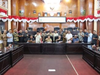 Pimpinan Dan Anggota Bamus DPRD Pessel Studi Ke DPRD Kabupaten Solok