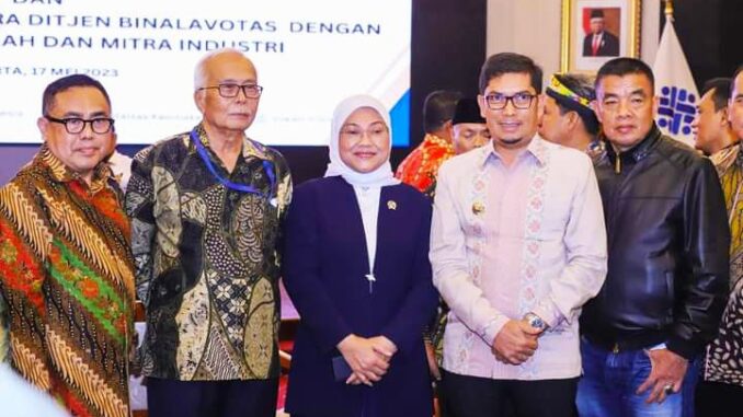Wali Kota Sawahlunto bersama Mitra Industri serta Menteri Tenaga Kerja RI