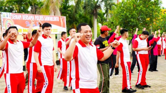 Kapolres Sawahlunto Gelar Senam Bersama