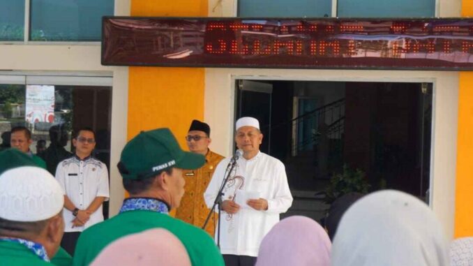 Kontingen Penas KTNA XVI Dilepas Bupati Pasbar