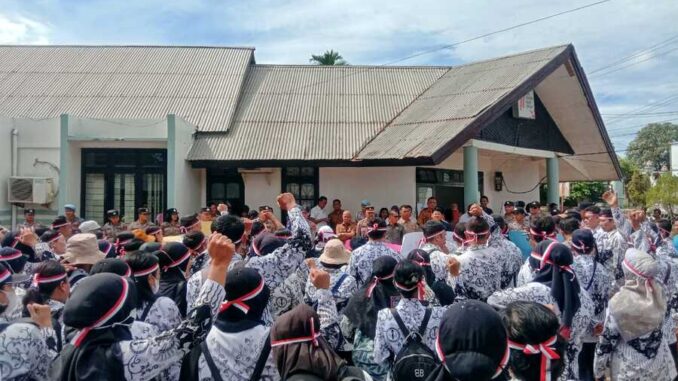 PGRI Kabupaten Kepulauan Mentawai Gelar Aksi Damai Terkait Kepastian Pembayaran TPP