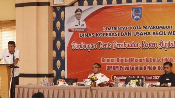 Pj. Wali Kota Payakumbuh Membuka Bimtek Pembuatan Konten Digital Bagi UMKM
