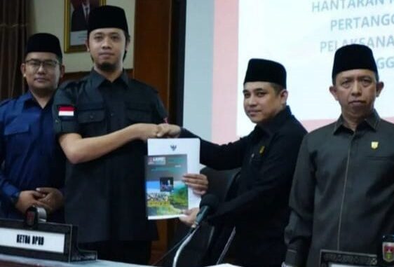 Wako Bukittinggi Sampaikan Ranperda Pertanggungjawaban APBD 2022