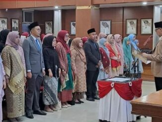 154 Tenaga Fungsional di Lingkungan Pemko dilantik Wako Erman Safar.