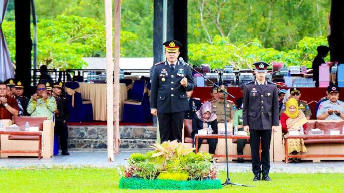 Kapolres Sawahlunto AKBP Purwanto Hari Subekti, S.Sos Pimpin Upacara Peringatan Hari Bhayangkara Ke 77
