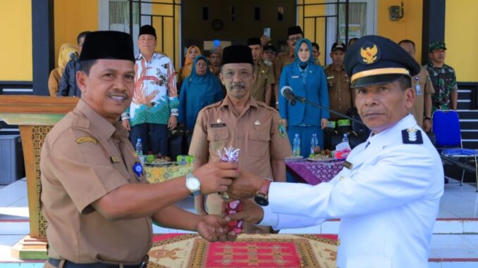 Sekda Pasaman Drs.H.Mara Ondak Hadiri Sertijab Camat Tigo Nagari.