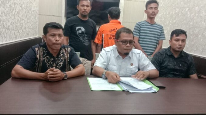 Tim Sat Reskrim Polres Kepulauan Mentawai Berhasil Amankan Tersangka Membawa Kabur Anak Dibawah Umur