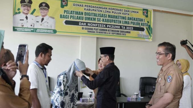 Bupati Limapuluh Kota Dorong Pelaku UMKM Maksimalkan Perkembangan Teknologi