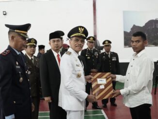 Bupati Limapuluh Kota serahkan remisi kepada narapidana LPKA Tanjung Pati dan Lapas Suliki
