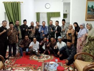 Hadiri Silaturahmi PKPS Bukittinggi, Bakri Maulana dapat Sokongan Maju Pilkada Bupati Pessel 2004