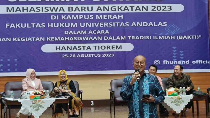 Maba FHUA Dapat Suntikan Motivasi dari Ketua Kehormatan Kadin Sumbar Budi Syukur