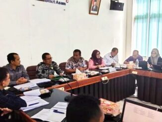 Penyerahan Dokumen UPL-UKL Revitalisasi Hotel Khas OmbilinPenyerahan Dokumen UPL-UKL Revitalisasi Hotel Khas Ombilin