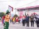 Wakil Wali Kota Sawahlunto H. Zohirin Sayuti didampingi Kepala Dinas Pendidikan, Ketua GOW melepas Pawai Alegoris