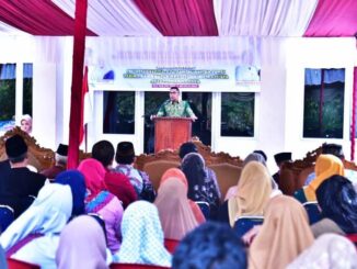 Wali Kota Sawahlunto H. Deri Asta dalam sambutan Pisah Sambut Kepala Desa Silungkang Tigo