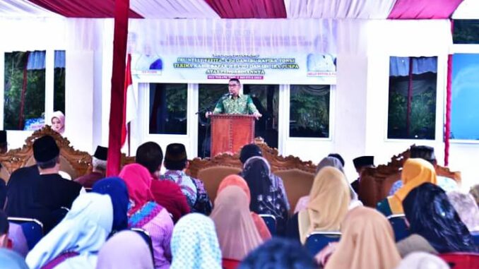 Wali Kota Sawahlunto H. Deri Asta dalam sambutan Pisah Sambut Kepala Desa Silungkang Tigo