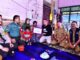 Wali Kota Sawahlunto H. Deri Asta serahkan langsung Bansos ke Penerima Manfaat