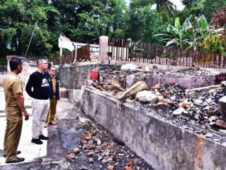 Wali Kota Sawahlunto H. Deri Asta tinjau musibah kebakaran