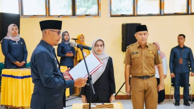 Wali Kota Sawahlunto Melantik dan Diambil Sumpah Tenaga Teknis PPPK