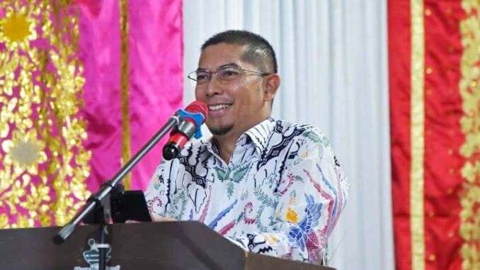 Wali Kota Sawahlunto menghadiri Pisah Sambut Kepala Desa Salak