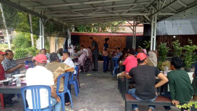 Yuhastihar, caleg DPR RI dari PDIP Bertemu Tokoh Bonjo Lamo.