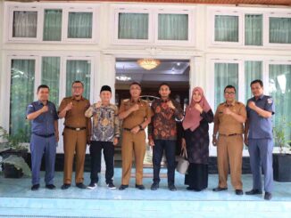 Ketua bersama Anggota Bawaslu bersilaturahmi ke rumah PJ.Wako Payakumbuh