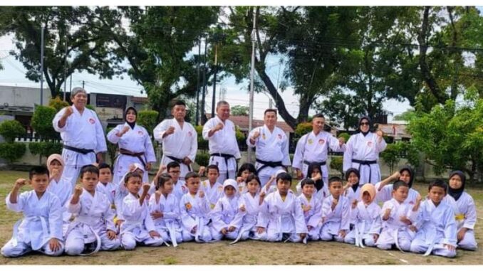 Surfa Yondri sambangi Latihan Dojo Lemkari Lapai